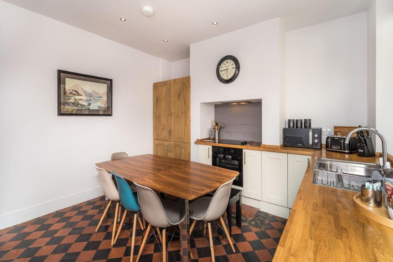 3 The Townhouse Villa Keswick  Bagian luar foto