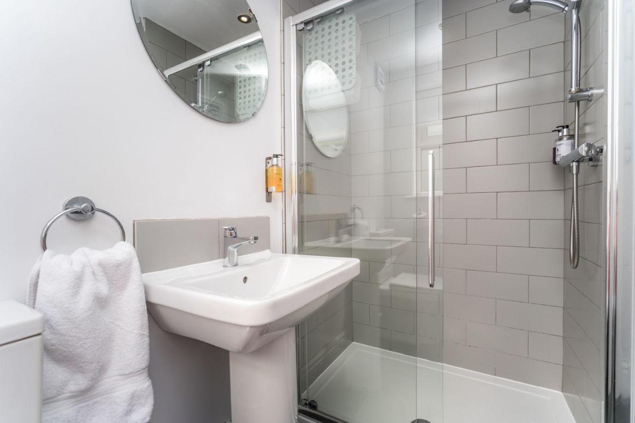 3 The Townhouse Villa Keswick  Bagian luar foto